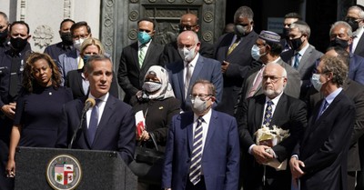 Los Angeles Mayor, Police make arrest in suspected anti-Semitic hate crime in LA