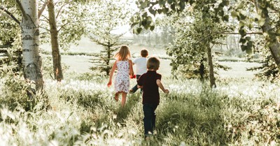 5 Creative Ways to Get Outside with Your Kids