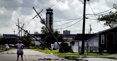 'Pray for Us': Hurricane Ida Leaves Entire City of New Orleans without Electricity