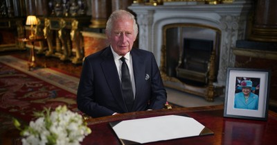King Charles III Commemorates the Late Queen’s Faith in His First Christmas Day Speech