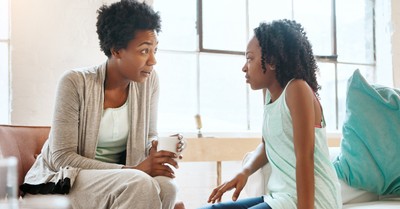 5 Ways to Safeguard Your Daughter From Anxiety and Depression