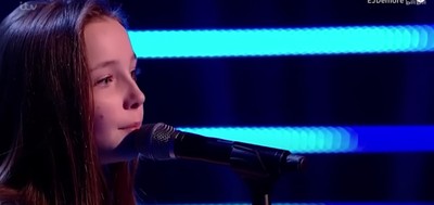13-Year-Old Turns Into Viral Sensation With 'Moon River' Blind Audition - Audition Videos
