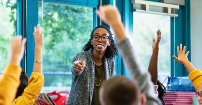 7 Ways to Encourage Your Child's Teacher throughout the Year