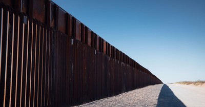 Majority of Americans in Favor of Building a Border Wall amid Rising Immigration
