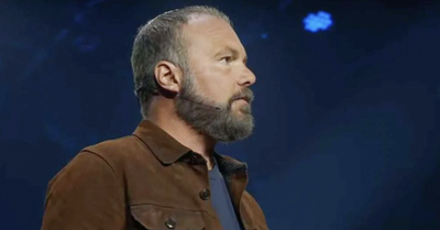 Mark Driscoll Calls Out Megachurch over Controversial Sword-Swallowing Performance at Men's Event