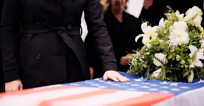 9 Ways Memorial Day Reminds Us of Our Eternal Home