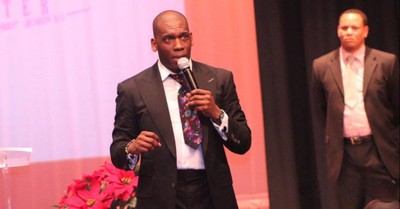 Pastor Jamal Bryant Calls for National Boycott of Target over DEI Rollbacks