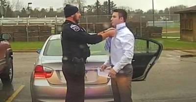 Cameras Rolled as Police Officer Realizes the Student He Pulled over for Speeding Needs Help