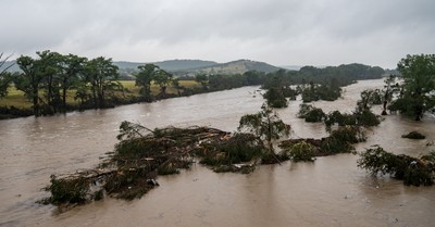 3 Urgent Prayers for Texas - Your Daily Prayer - July 7