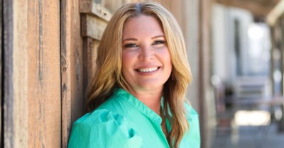 Jen Hatmaker Is ‘Selling Deconstruction’ to Christian Women, Evangelical Scholar Warns