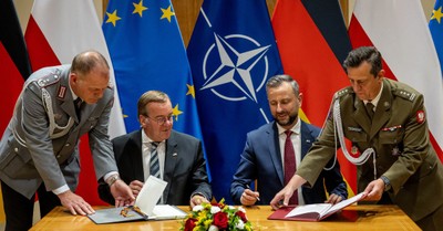 Poland, Germany Combine Forces in Defense Agreement against Russia
