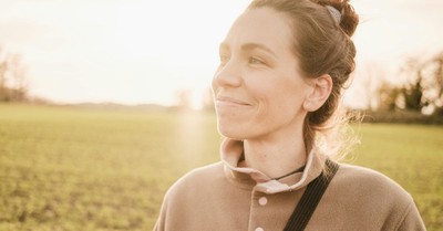 3 Biblical Ways to Be a Light in the Darkness