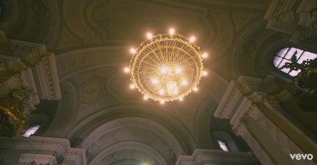 'Back To God' Reba McEntire And Lauren Daigle Official Lyric Video