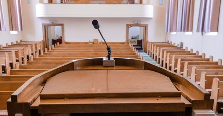 7 Things the Pastor Cannot Do from the Pulpit