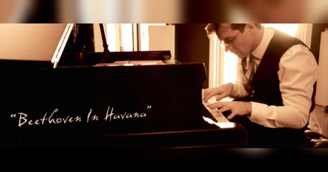 Watch This Piantist Use The Entire Piano To Create This Cuban Rumba Beethoven Arrangement