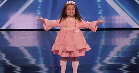 5-Year-Old Sings Heart Out To Frank Sinatra During Audition