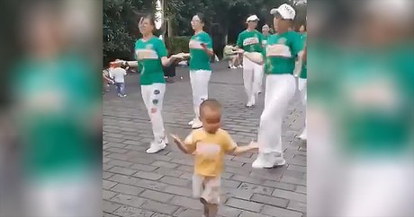 3-Year-Old Shows Off Incredible Dance Moves