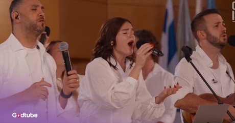 Soul-Stirring Multilingual 'Holy Forever' Cover Will Give You Goosebumps