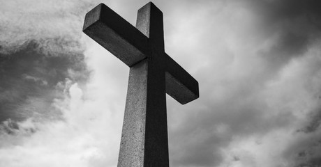 5 Indicators of How Long Jesus Hung on the Cross