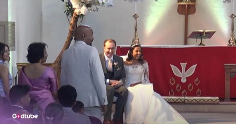 Bride and Groom Stunned as Guests Break Into ‘Stand By Me’ Performance