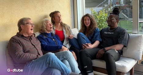 Family’s Beautiful Rendition of ‘Give Thanks’ Will Lift Your Spirit