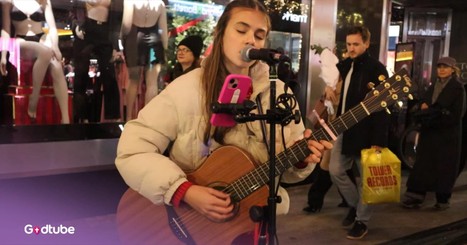 Busker Belts Out Powerful Rendition of U2’s ‘With or Without You’