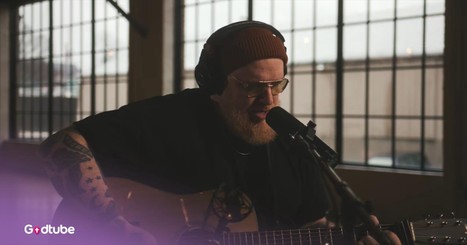Stephen McWhirter Soul-Stirring ‘I Have Decided to Follow Jesus’ Rendition