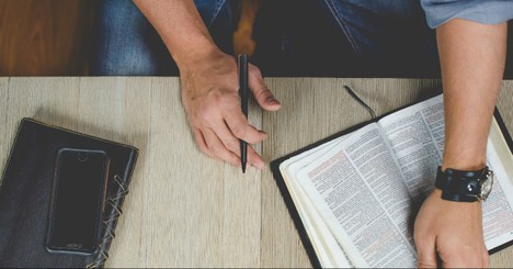 Ezekiel 3:10 w/ Amanda Idleman - Crosswalk PLUS Video Devotional for May 5, 2025