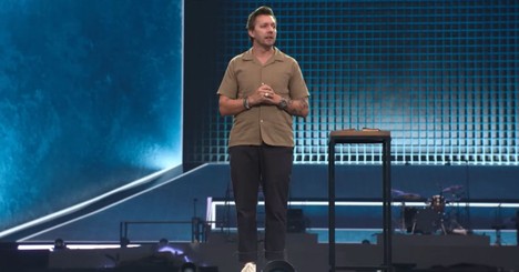 Levi Lusko Challenges Audience at Passion Conference 2025 to Reject the World’s Empty Promises