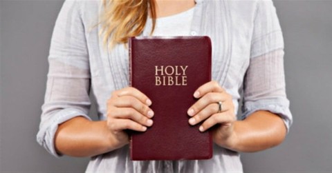 10 Examples of Feminine Courage from Women in the Bible