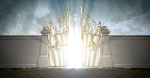 10 Powerful Names of God in the Bible (and What They Mean for Us Today)