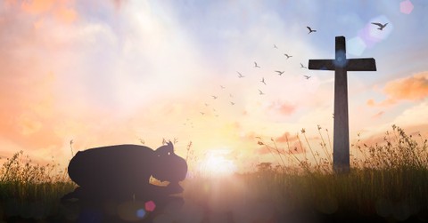 A Prayer for Courage to Follow Christ Daily - Your Daily Prayer - June 24