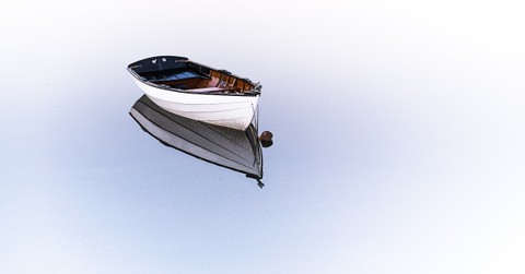 A Prayer for When You Hear God Say 'Be Still' - Your Daily Prayer - May 30
