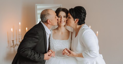 A Prayer for Your Daughter to Meet a Godly Husband