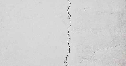 How Did the Israelites Split into the Nations of Israel and Judah?