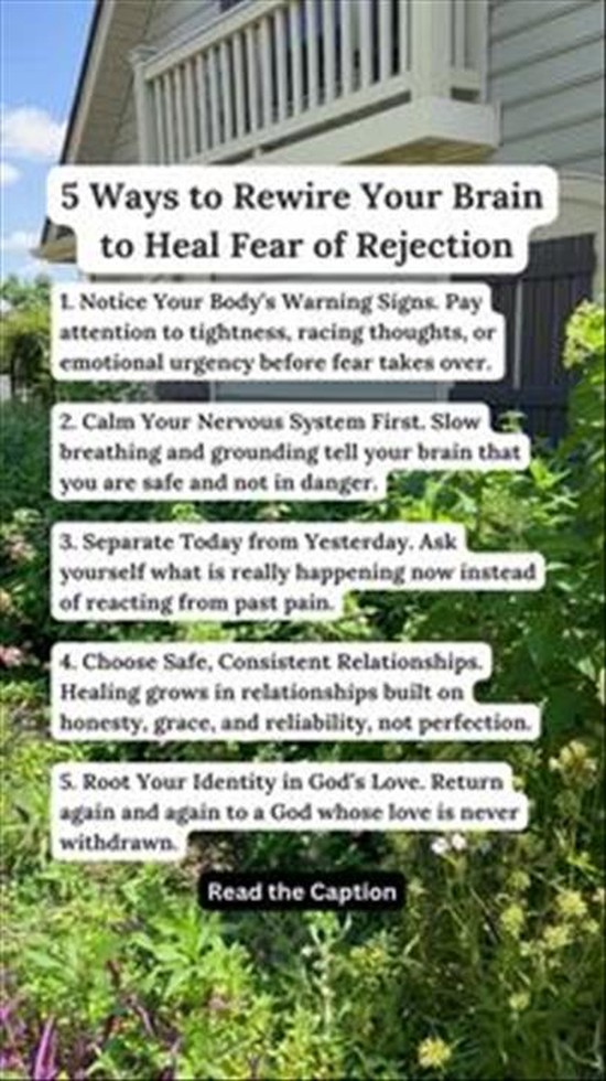 5 Ways to Rewire Your Brain to Heal Fear of Rejection