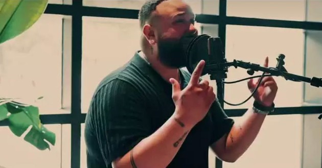 Jeremy Rosado Music Video for Powerful 'Keep Holding On'