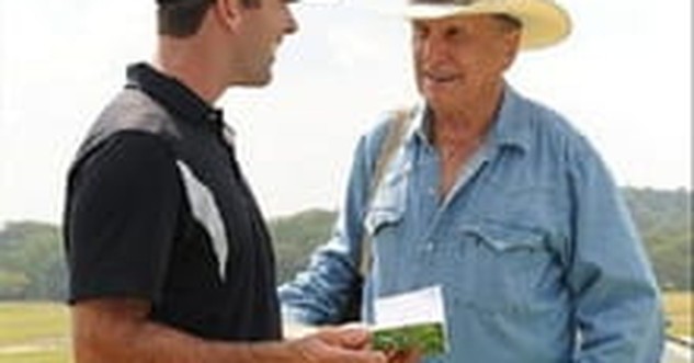 Finding Community in <i>Seven Days in Utopia</i>