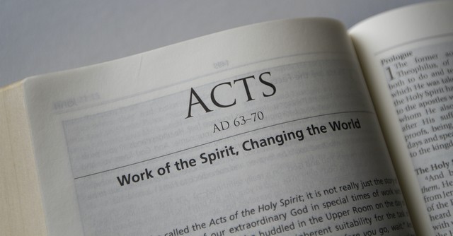 Bible open to Book of Acts, Summary of Acts