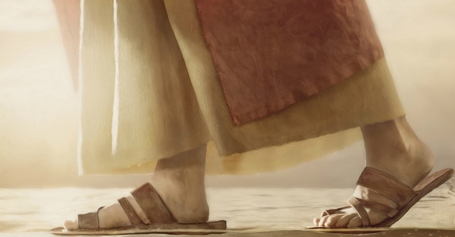 jeuss walking, what is an apostle