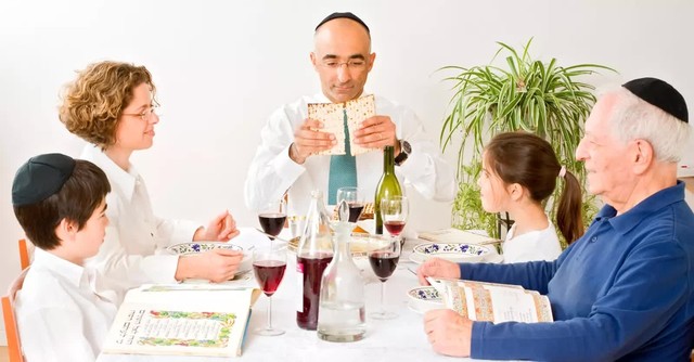 passover meal, what does passover celebrate