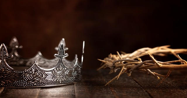 A Kings Crown and the Crown of Thorns
