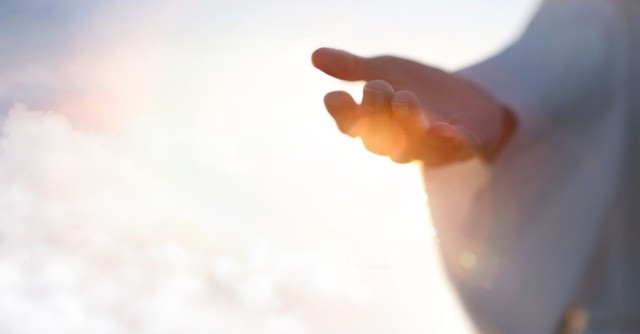 jesus reaching out with welcoming hand, popular bible verses about Eternal Life