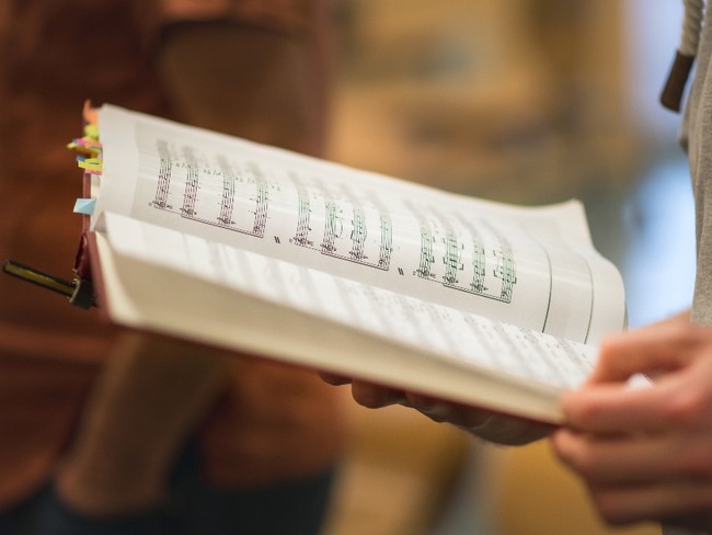 10 Important Lessons from Classic Hymns That We Need Today