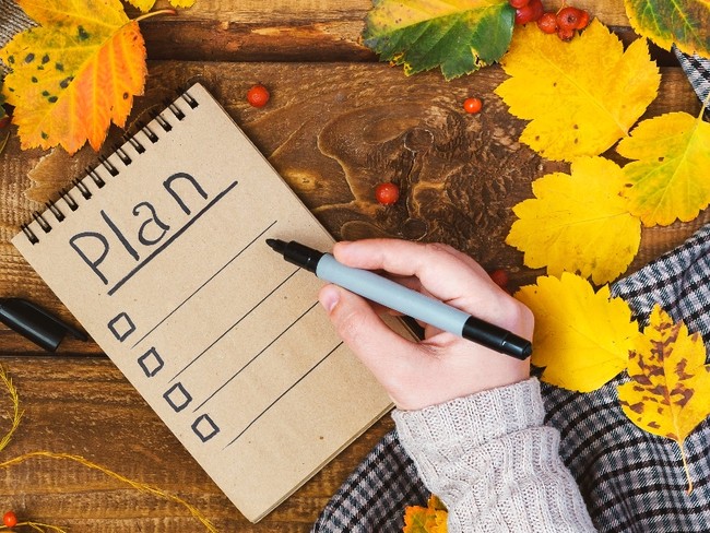 4 Service Project Ideas to Do This Fall