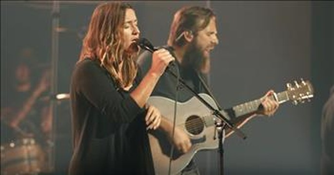 'Raise A Hallelujah' Jonathan David Helser And Melissa Helser From Bethel