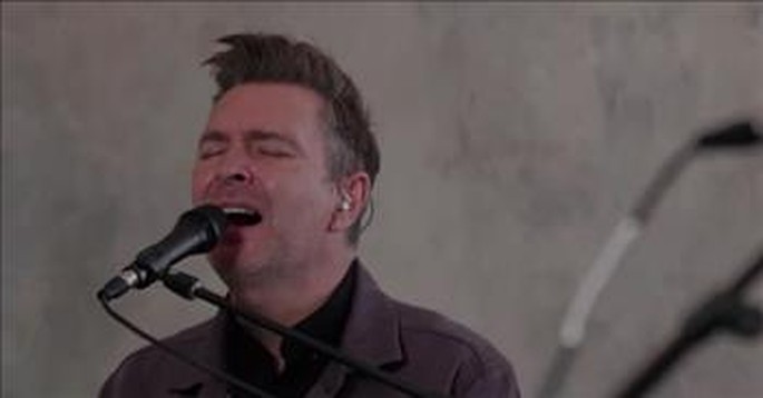 'Spirit Rise' Travis Cottrell Acoustic Performance