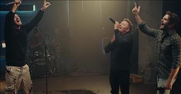 Late Night Debut Of 'Thank You Lord' From Chris Tomlin, Florida Georgia Line And Thomas Rhett