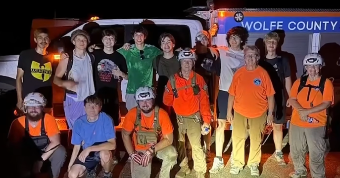 9 Students Make It Home Safe After Being Lost on Kentucky Hiking Trail