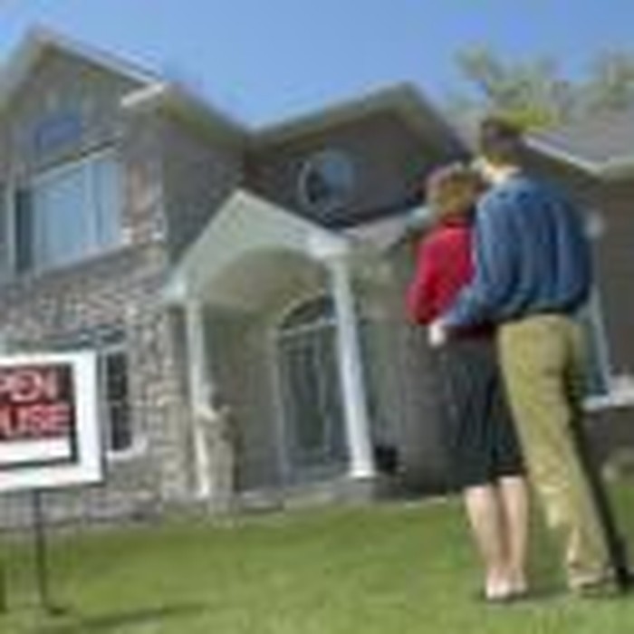 Mistakes Couples Make When Buying a House